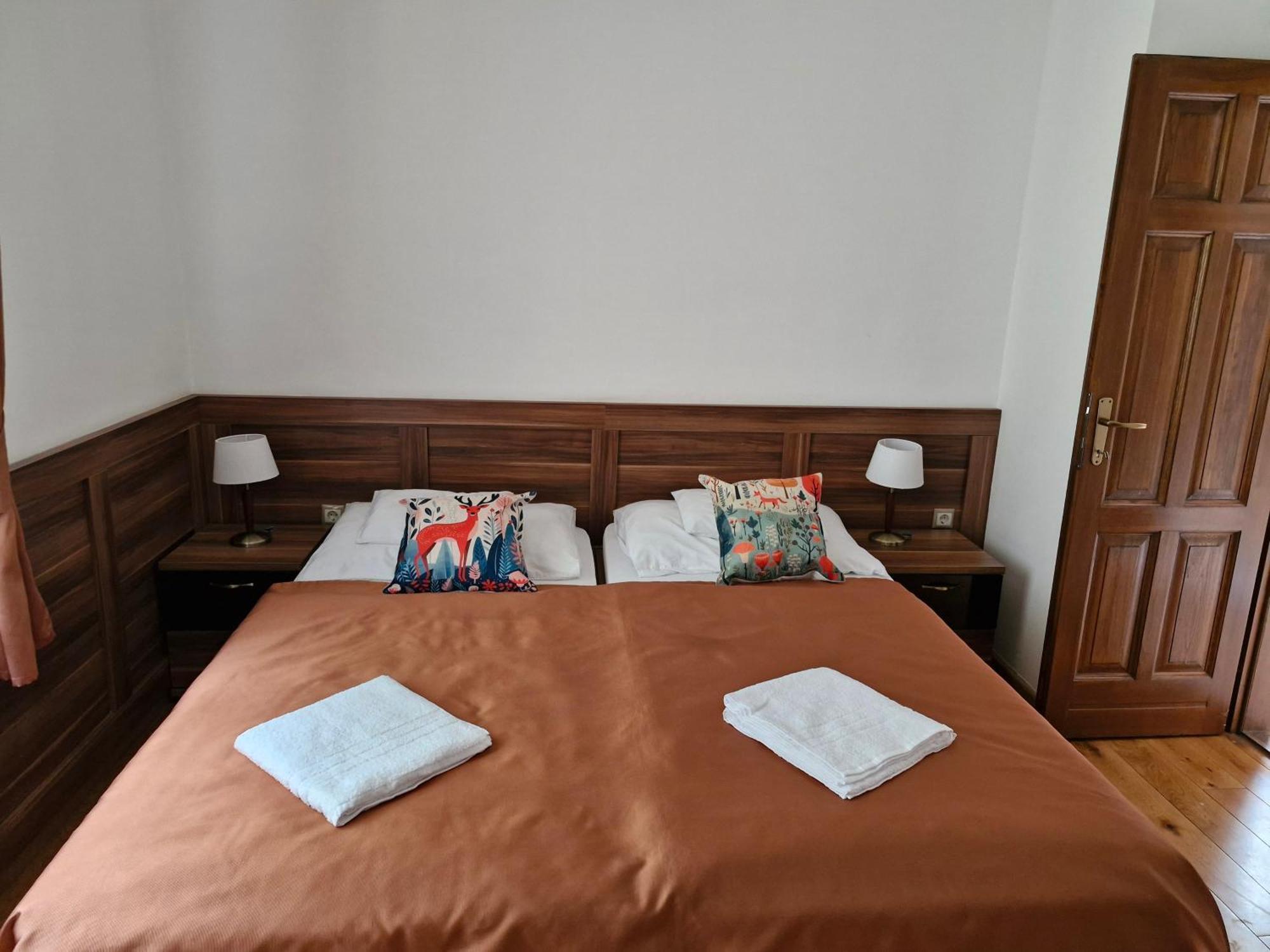 Senyoi Vendeghaz Panzió Bozsva Kültér fotó